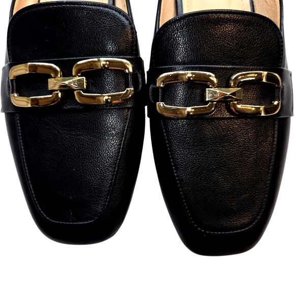 Shoes 8 Closed Toe Black Slip-ons small Heel Gold Trim Buckle - Picture 6 of 8